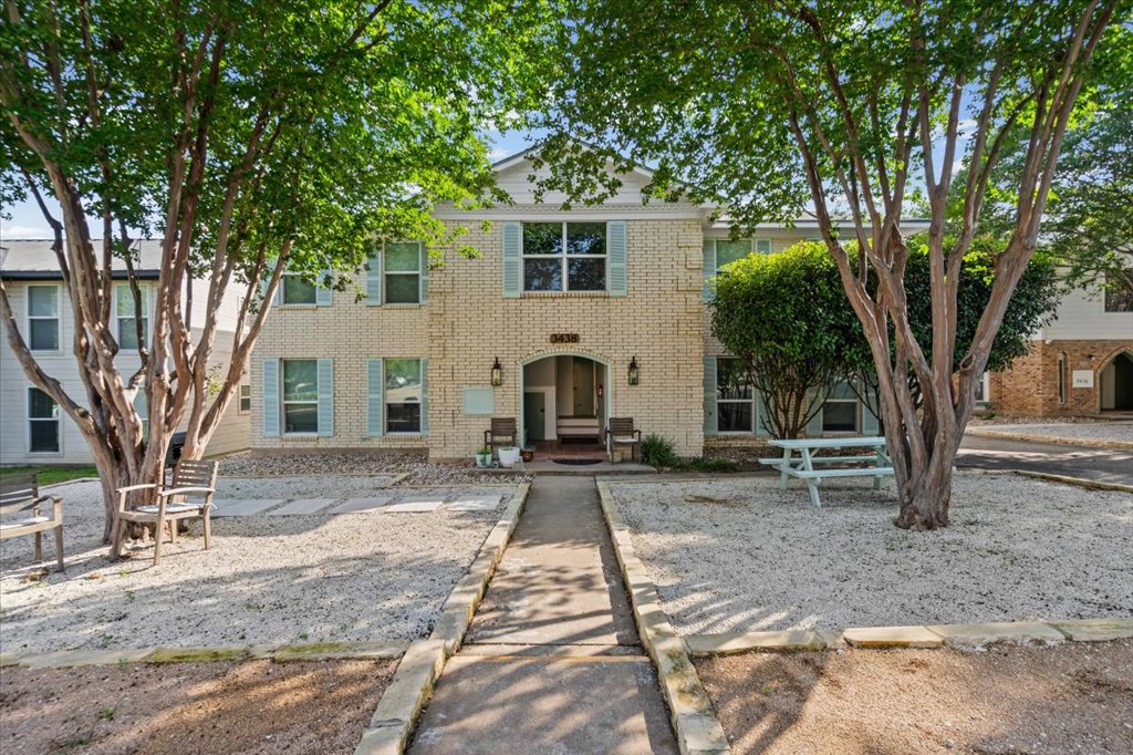 3438 Willowrun Drive - C